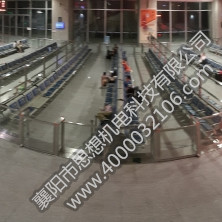 襄陽東站二次安檢護(hù)欄